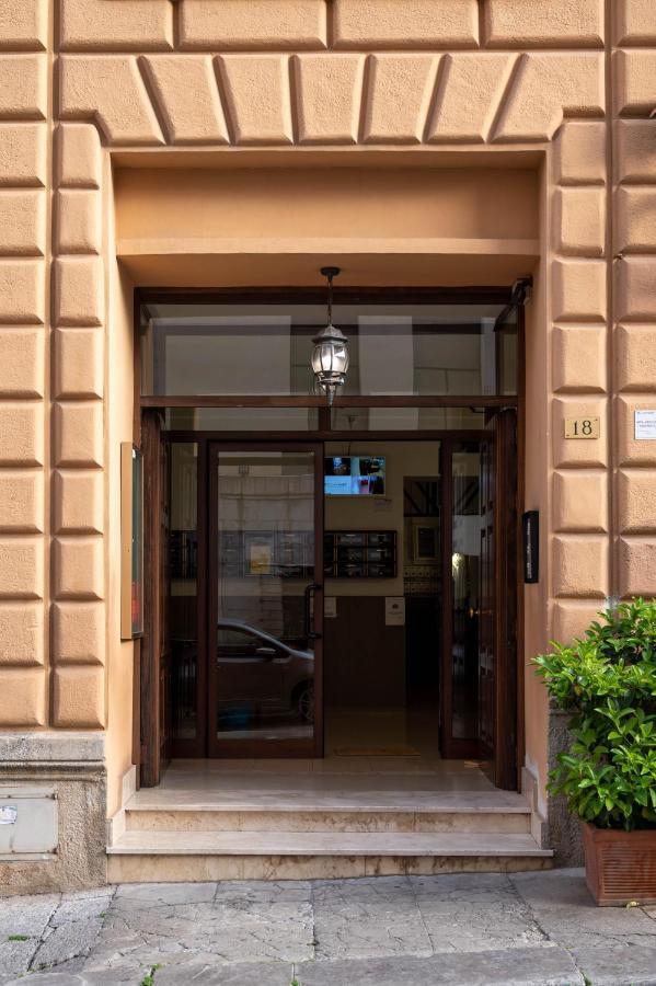 The Door Apartment Палермо Екстер'єр фото